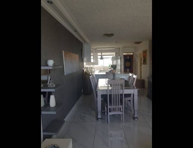 2 BEDROOM FLAT FOR SALE IN ESPLANADE